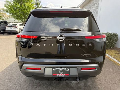 New 2026 Nissan Pathfinder Platinum w/ Cargo Package AWD/4WD image 8