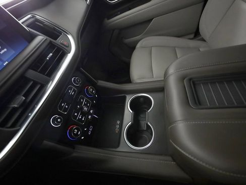 Used 2023 Chevrolet Tahoe Z71 w/ Z71 Off-Road Package image 40