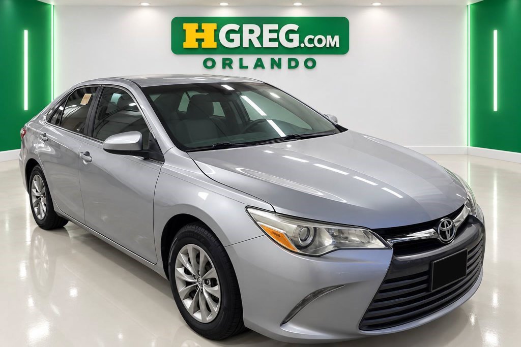 Used 2017 Toyota Camry LE FWD image 4