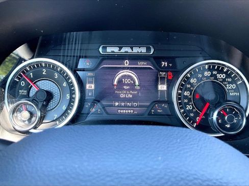 Used 2023 RAM 1500 Big Horn RWD image 9