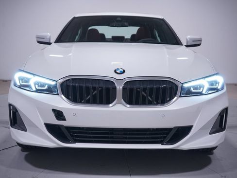 Used 2026 BMW 330i Sedan w/ Premium Package RWD image 4