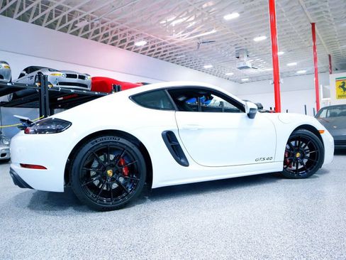 Used 2024 Porsche 718 Cayman GTS w/ Light Design Package RWD image 8