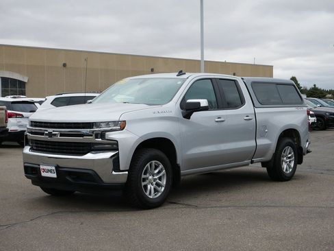 Used 2020 Chevrolet Silverado 1500 LT w/ All-Star Edition image 3
