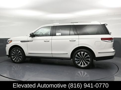 Used 2022 Lincoln Navigator Reserve AWD/4WD image 30