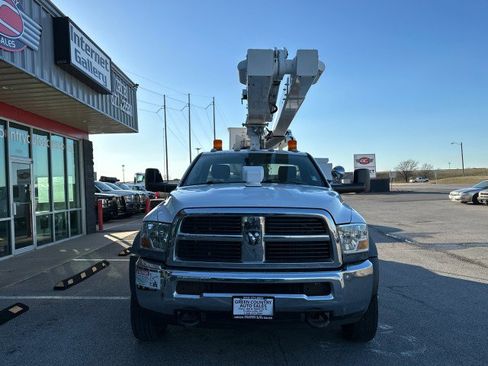 Used 2011 RAM 5500 2WD Regular Cab w/ ST Decor Group image 9