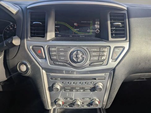 Used 2018 Nissan Pathfinder SL w/ SL Premium Package AWD/4WD image 15