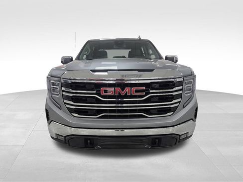 Used 2026 GMC Sierra 1500 SLT AWD/4WD image 3