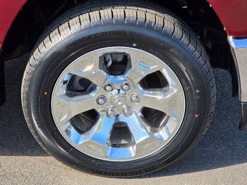 Used 2022 RAM 1500 Big Horn AWD/4WD image 9