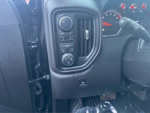 Used 2024 Chevrolet Silverado 1500 Custom Trail Boss w/ LPO, Dark Essentials Package image 14