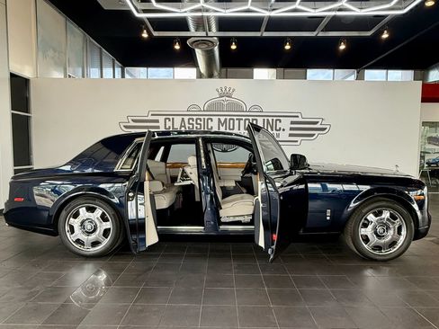 Used 2009 Rolls-Royce Phantom Sedan RWD image 12