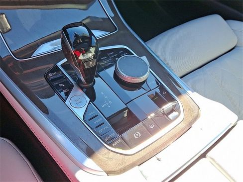 Used 2023 BMW X5 xDrive45e w/ M Sport Package image 18