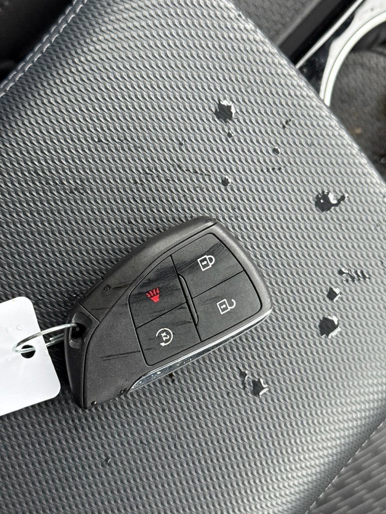 Used 2026 Chevrolet Equinox LT AWD/4WD image 22