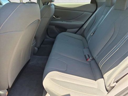 Used 2023 Hyundai Elantra SEL w/ Convenience Package FWD image 26