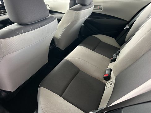 Used 2026 Toyota Corolla LE FWD image 11