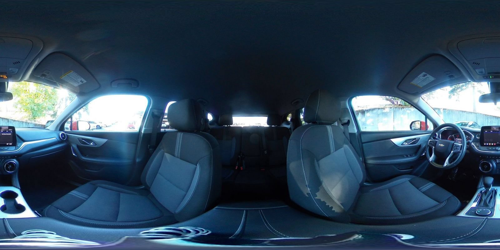 Used 2025 Chevrolet Blazer LT FWD image 42