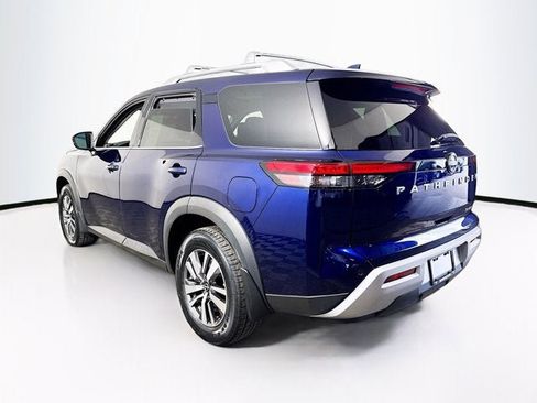 Certified 2023 Nissan Pathfinder SL AWD/4WD image 7