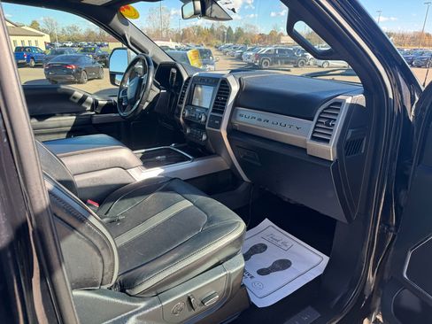 Used 2019 Ford F250 Platinum w/ Platinum Ultimate Package image 10
