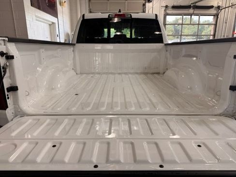 Used 2022 RAM 1500 Big Horn AWD/4WD image 22