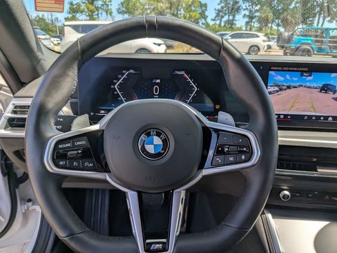 Used 2025 BMW 230i Coupe w/ M Sport Package RWD image 27