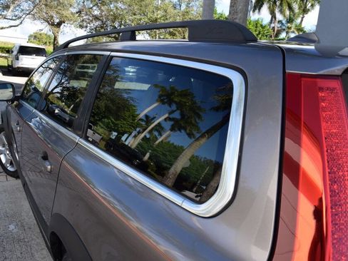 Used 2011 Volvo XC70 3.2 w/ Premium Pkg image 29