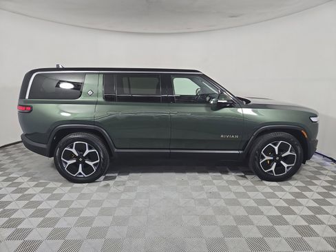 Used 2023 Rivian R1S Adventure image 6