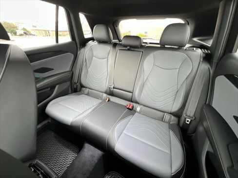 New 2026 Volkswagen Tiguan SE R-Line AWD/4WD image 22