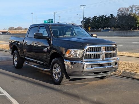Used 2015 RAM 2500 SLT image 3
