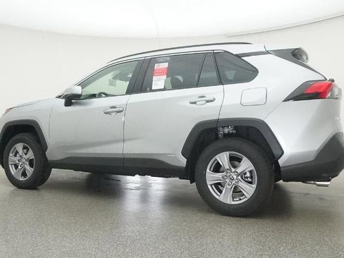 New 2025 Toyota RAV4 XLE image 20