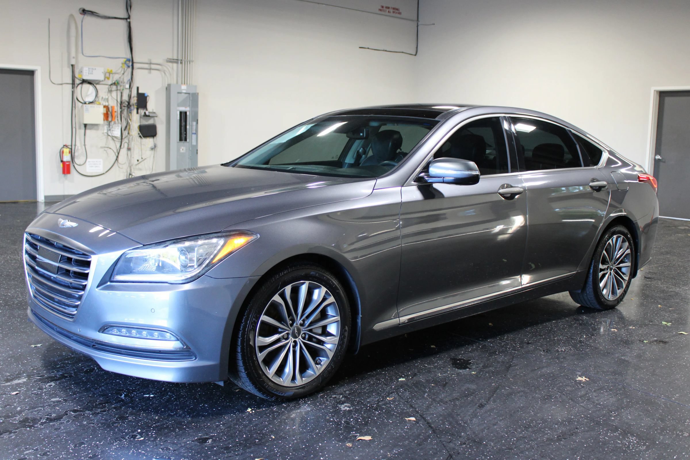 Used 2016 Hyundai Genesis 3.8 w/ Option Group 03 RWD image 6