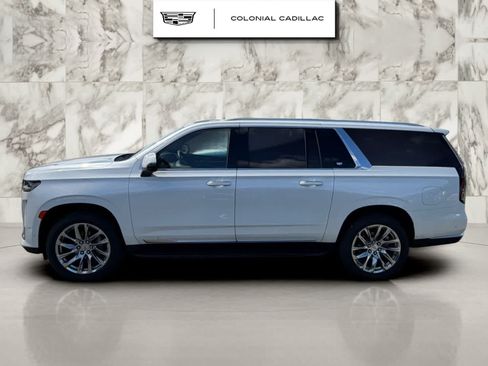 Certified 2023 Cadillac Escalade ESV Premium Luxury w/ LPO, Radiant Package AWD/4WD image 4