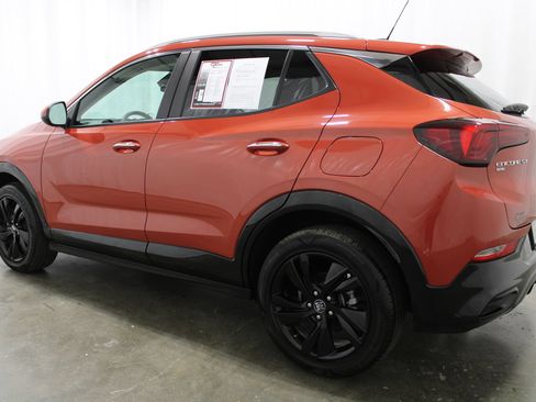 Used 2024 Buick Encore GX Sport Touring AWD/4WD image 8