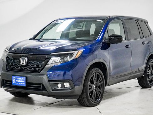 Used 2019 Honda Passport Sport image 3