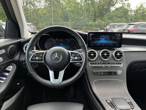 Certified 2021 Mercedes-Benz GLC 300 4MATIC w/ Premium Package image 17
