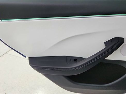 Used 2025 Tesla Model 3 Long Range image 30