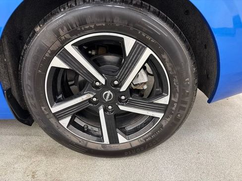 Used 2024 Nissan Sentra SV FWD image 24