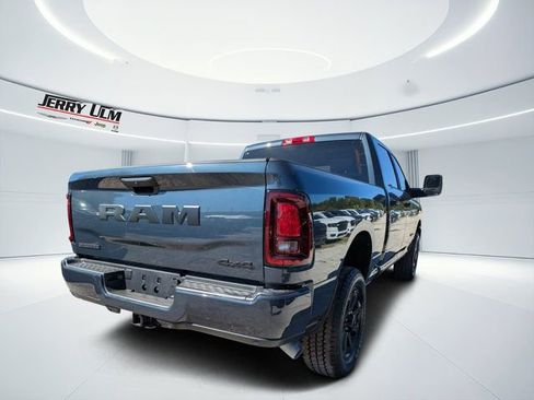 New 2026 RAM 2500 Big Horn AWD/4WD image 3