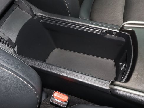 Used 2018 Honda Accord Sport image 21