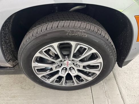 New 2026 GMC Yukon XL Denali w/ Sun & Power Step Package RWD image 4