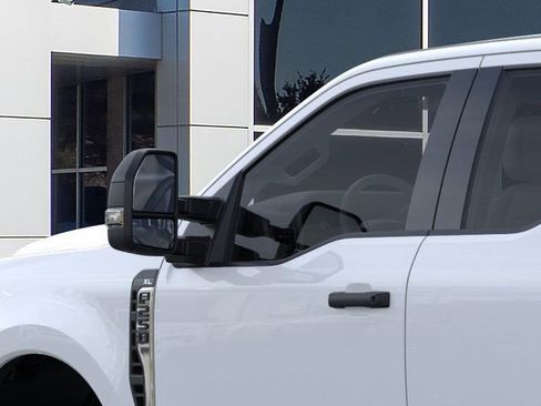 New 2026 Ford F250 XL w/ XL Chrome Package image 20