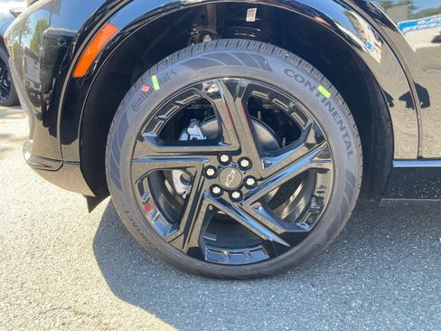 New 2025 Chevrolet Equinox EV RS w/ Convenience Package II FWD image 26