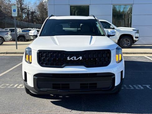 Used 2024 Kia Telluride EX X-Line image 3