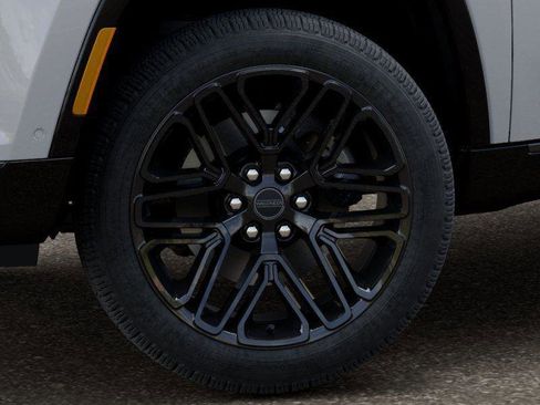 New 2026 Jeep Grand Wagoneer Limited AWD/4WD image 8