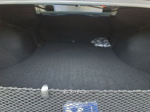 Used 2025 Hyundai Elantra SEL w/ Cargo Package image 15