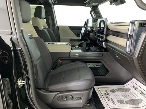 New 2026 GMC Hummer EV SUV image 27