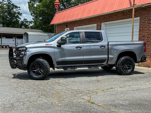 Used 2021 Chevrolet Silverado 1500 LT Trail Boss w/ Bed Protection Package AWD/4WD image 5