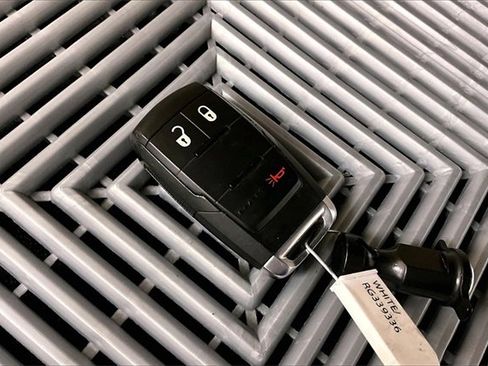 Used 2024 RAM 3500 Big Horn image 11