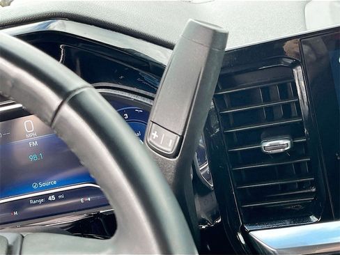 Used 2024 Chevrolet Silverado 1500 RST w/ Z71 Off-Road Package image 17