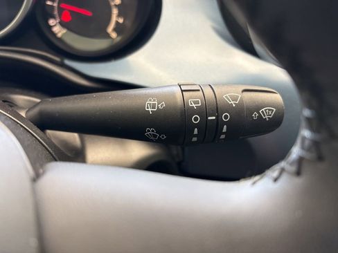 Used 2018 FIAT 500X Pop image 17