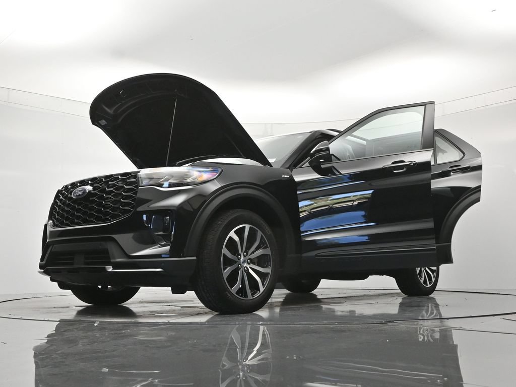 Used 2025 Ford Explorer ST-Line AWD/4WD image 49
