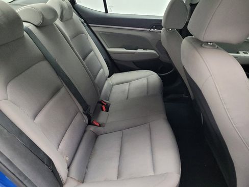 Used 2017 Hyundai Elantra SE image 19